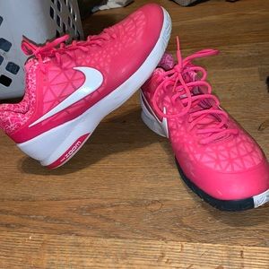 Pink nike zoom sneakers